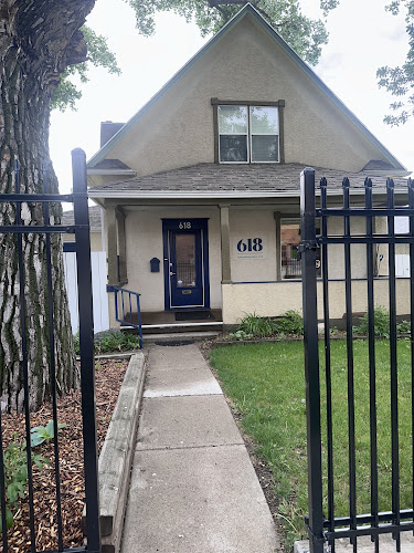 618 Massage and Spa