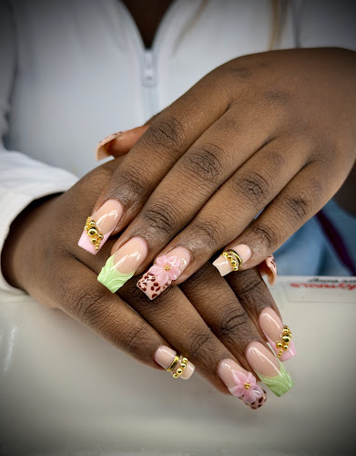 Binh's Nails Jagare Ridge