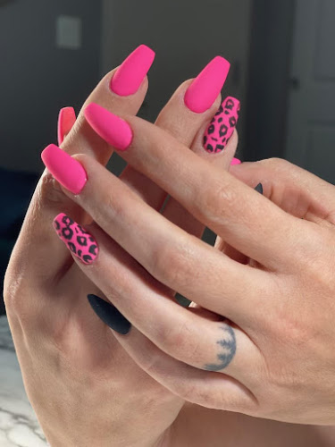 Cameo Nails