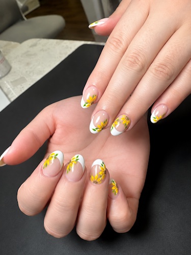 CiCi Nails and Spa