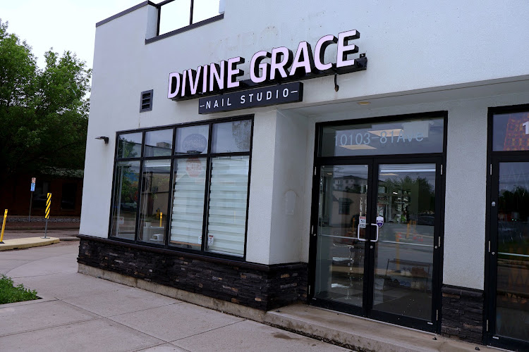 Divine Grace Nails