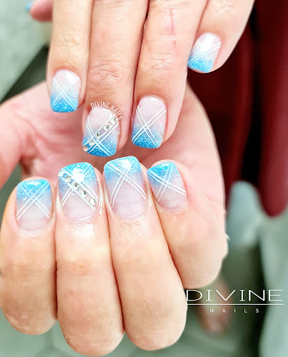 Divine Nails