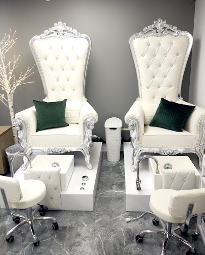 ExceptioNail Studio, nail salon in Calgary, Alberta