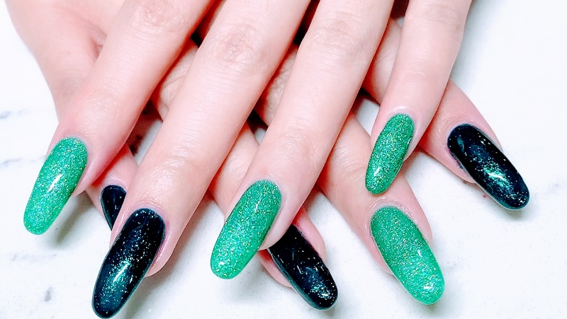 Glitter & Polish Nail Salon