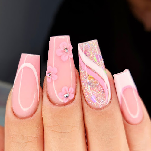 glossedVIP nail bar