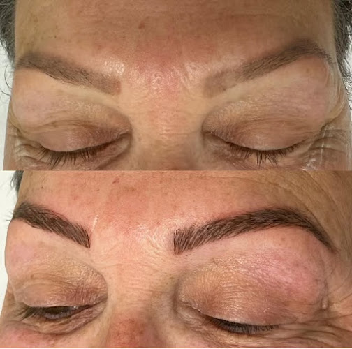 Gold Beauty Bar