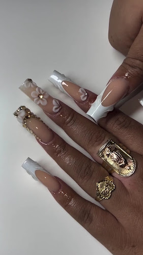 High Class Nails