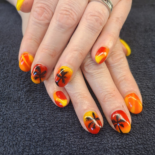 iKandi Salon & Body Worx