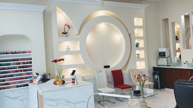 Iris Nails & Spa Legacy