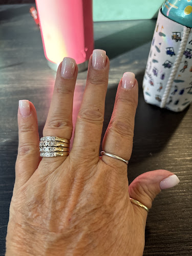 Kingsview Nails & Spa