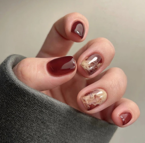 Lacquer Lounge Nail & Beauty Bar