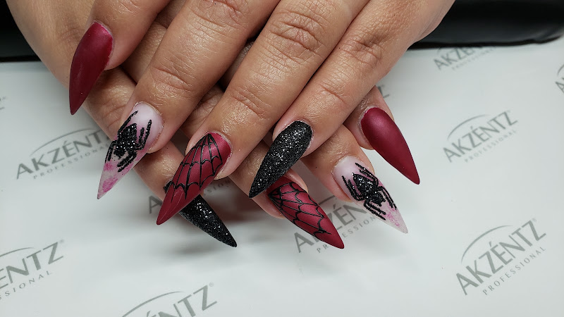 Lana's Nails