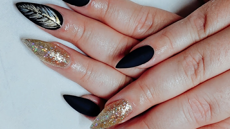 Luxus Nails Lounge