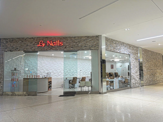 Ly Nails - Salon & Spa