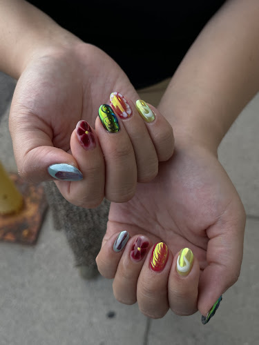 Mary’s Nails Boutique Chinook