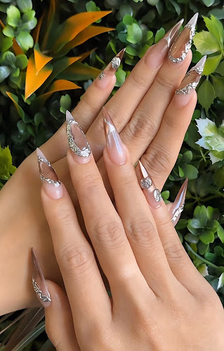 Nail Crush