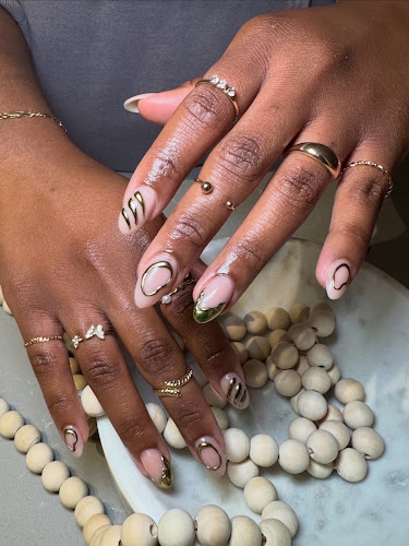 Nail Gems