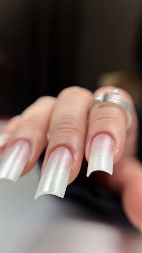 Nails Karina