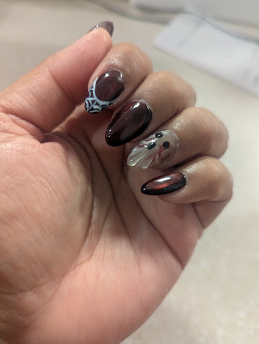 Nails Oh