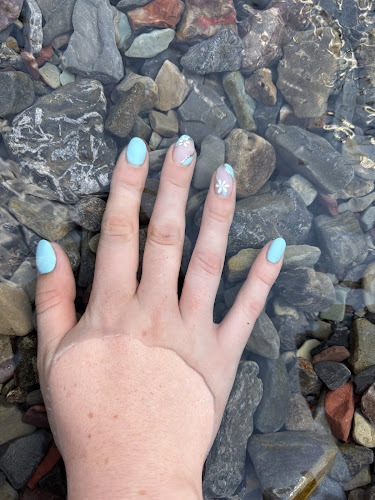 Nice Nail