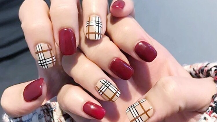 Pixie Nails