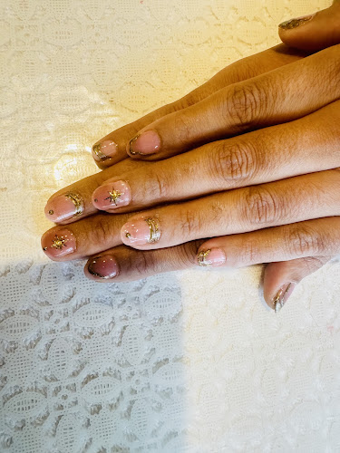 Purebeauty & Nails Salon