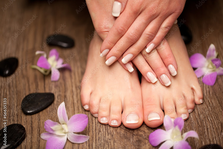 Q-NAILS Sherwood Park