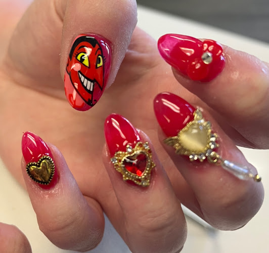 Raquelita Does Your Nails