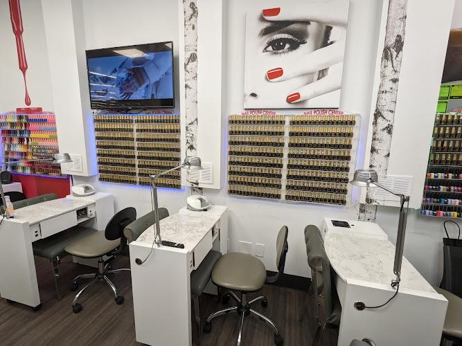 Regal Nails, Salon & Spa