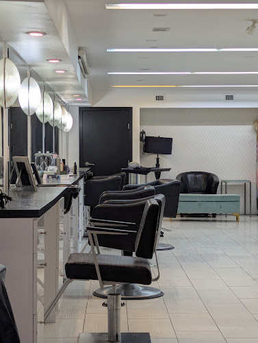 Ricci Hair Co.