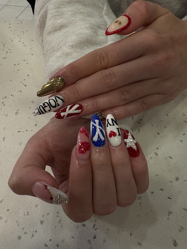 Ruby's Nails & Spa Ltd