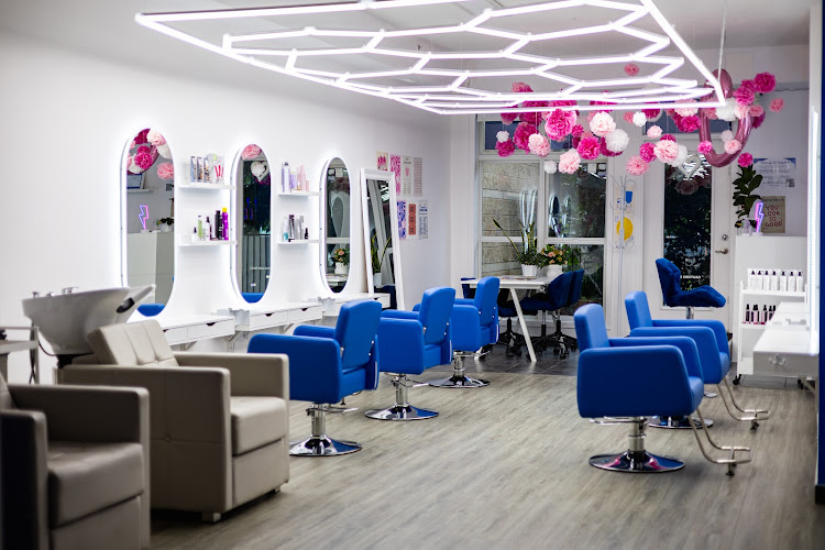 Salon WhiteBlue