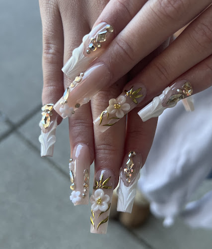 Sun Nails