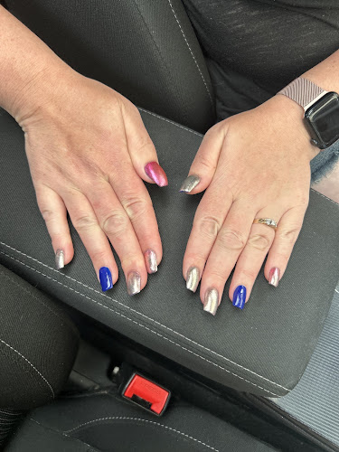 Sunflower Nails & Spa