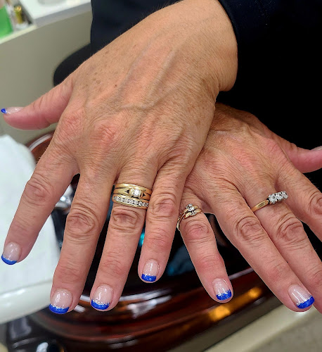 T Nails