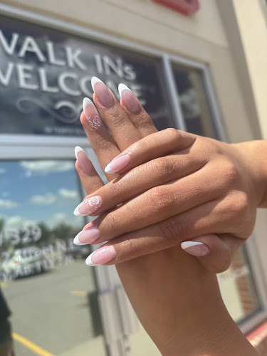 Tao Nails