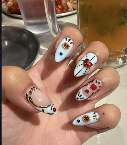 Ultraviolet Nail Studio