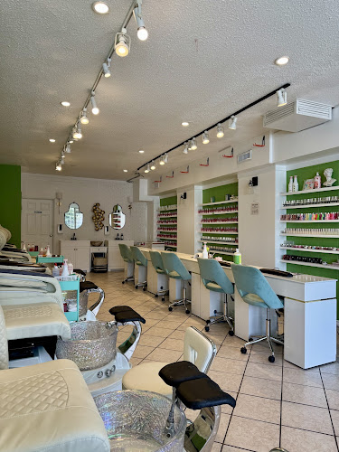 Verdant Nail Lounge