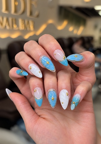 VIBE NAIL BAR (Signal Hill Centre)