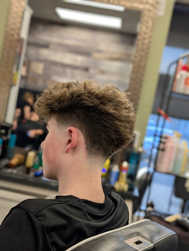 Xtreme Creations Salon & Barbershop