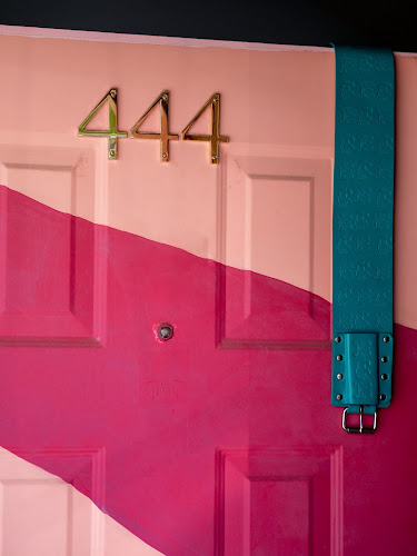 444 Nail Studio