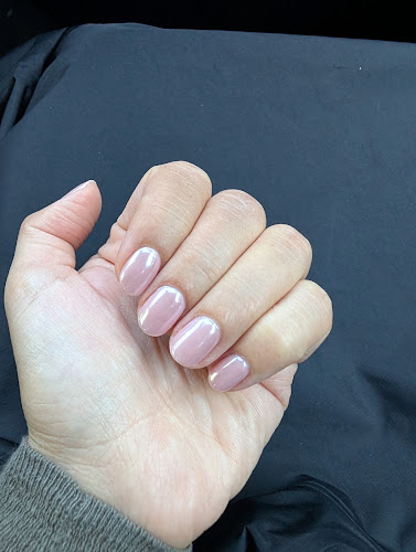 Adora Nails Whalley