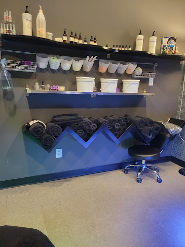 All About Her Beauty Bar