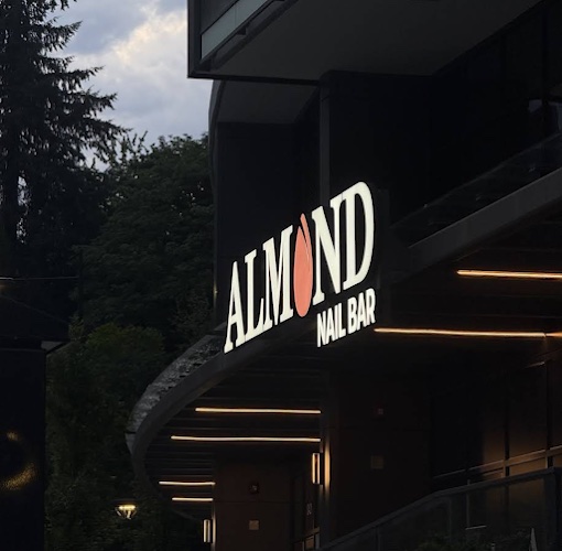 Almond Nail Bar - River District