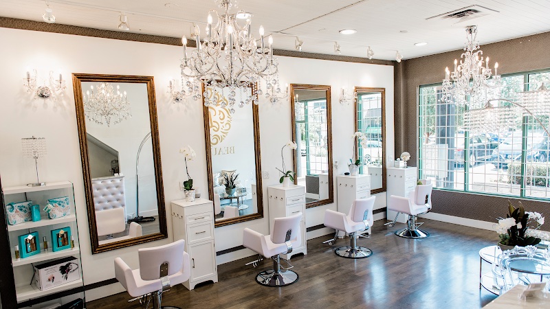 Beautilux Parlour