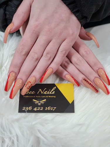 Bee Nails