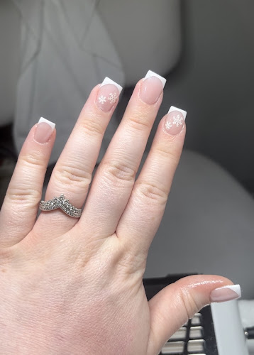 Brass Knuckle Nails
