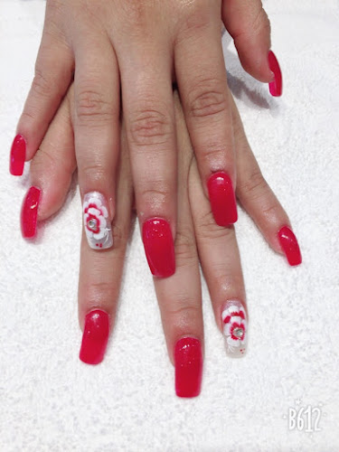 Cali Nails