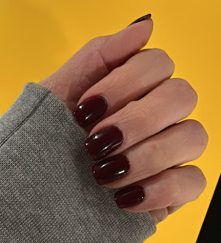 Chichi Nails