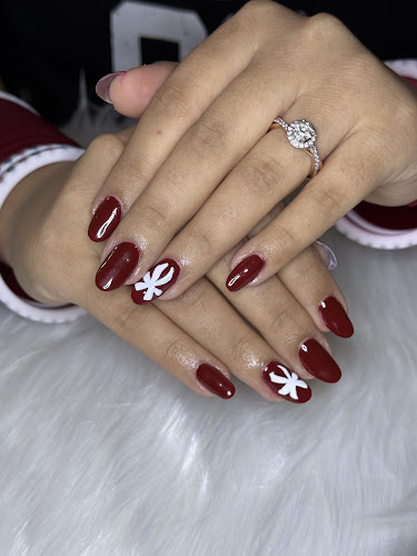Chromessence Nails, nail salon in Vancouver, British Columbia